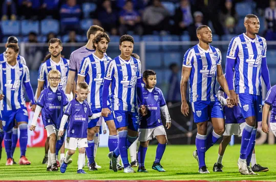 Volta Redonda e Avai se enfrentam na Serie B
