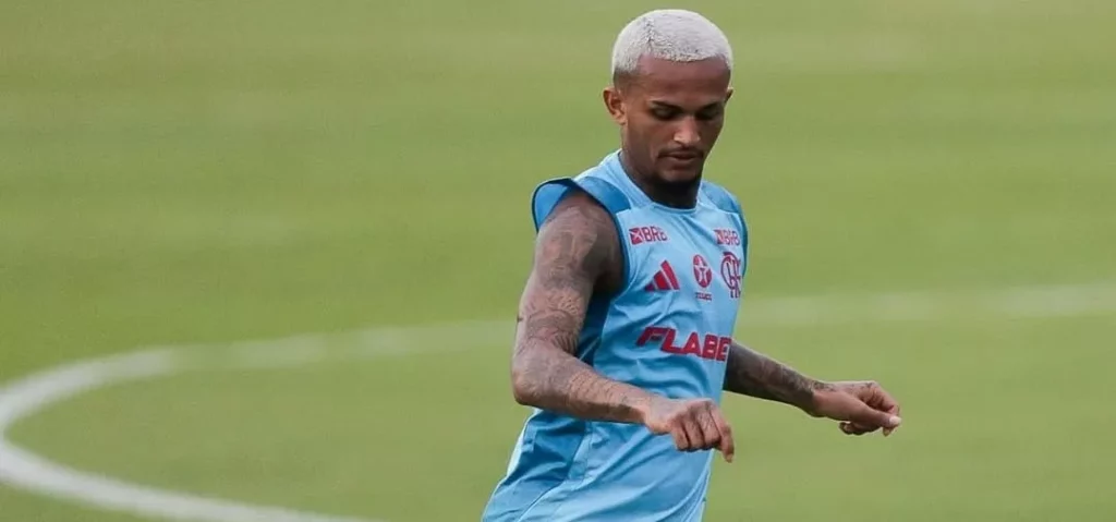 Wesley entra na mira de italianos e vê saída do Flamengo mais perto