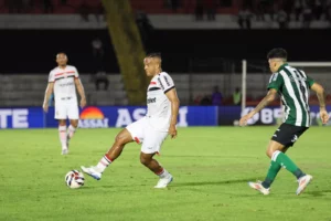 Botafogo-SP 0 x 0 Coritiba - Jogo movimentado em Ribeirão Preto