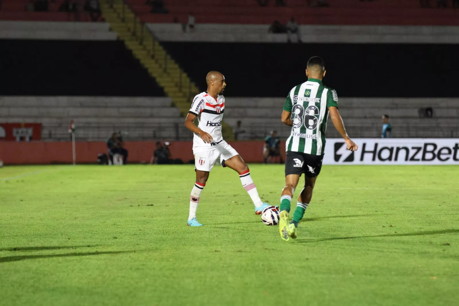 Botafogo-SP 0 x 0 Coritiba - Jogo movimentado em Ribeirão Preto (Foto: João Victor Menezes de Souza/Agência Botafogo)