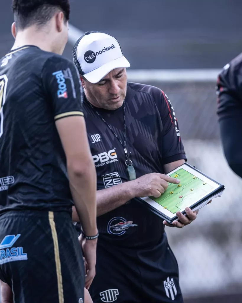 EC São Bernardo se destaca no Paulista Sub-20 sob comando de Luciano Santos 2 WhatsApp Image 2025 06 12 at 19.36.28