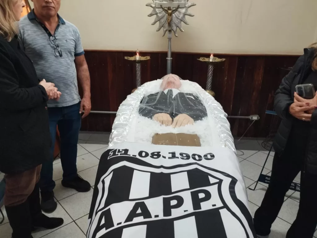 Veja o que aconteceu no velório de Lauro Moraes, ex-presidente da Ponte Preta 2 WhatsApp Image 2025 06 19 at 16.43.49