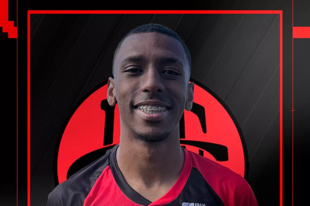 Pouso Alegre acerta contratação do lateral Assis (Foto: Divulgação)