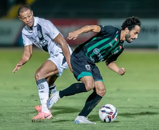 Objetividade e Diogo Silva dão a liderança à Ponte Preta 3 Série C - 2025