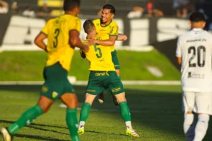 Ypiranga chega a quatro vitórias consecutivas sem ser vazado