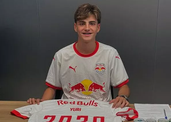 Bragantino renova com Yuri Leles até 2029 após destaque no sub-20