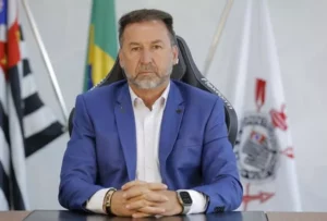 Corinthians: Melo busca medidas judiciais para validar decisão que o recoloca na presidência