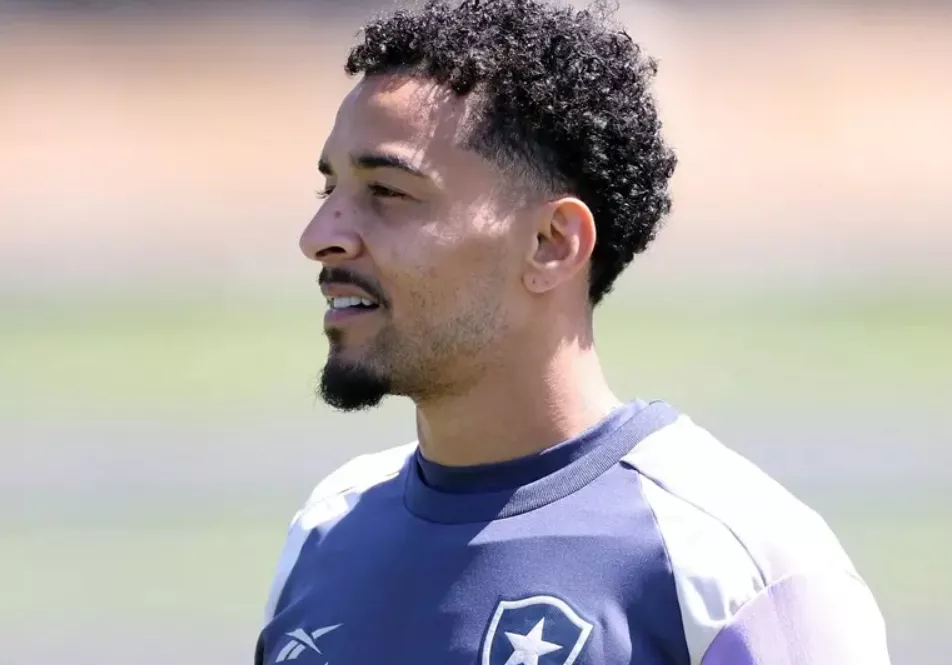 Sem Gregore, Botafogo enfrenta Palmeiras por vaga no Mundial