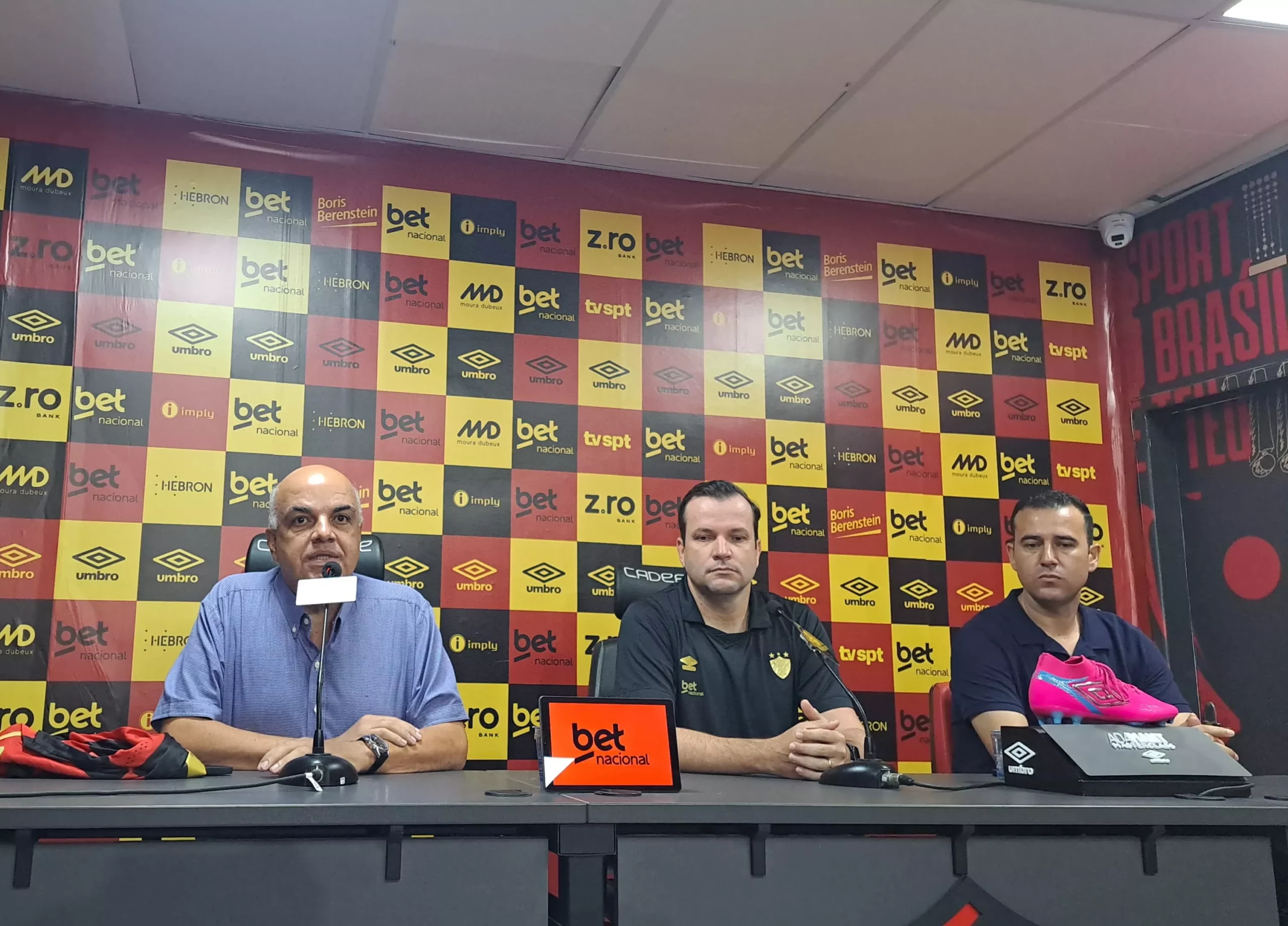Daniel Paulista apresentado Sport