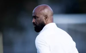 Fabinho Soldado diz que fica no Corinthians e quer proteger elenco de crise: 'Tenho autonomia'