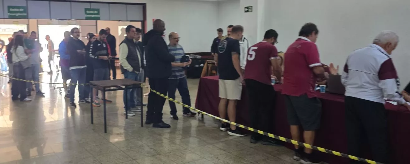 Mais de 300 associados aprovam nova proposta de SAF do Juventus 4 grena voto