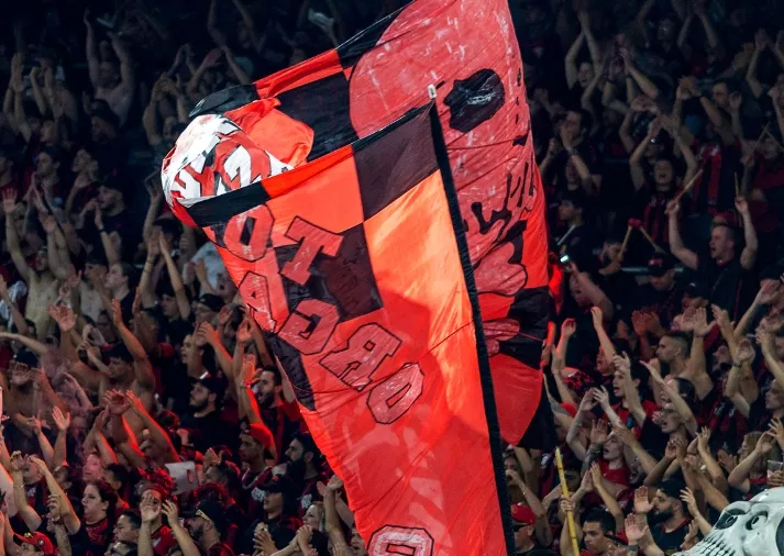 Athletico x Coritiba: Segurança reforçada e impasse por ingressos agitam clássico