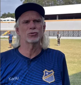 Treinador do Água Santa destaca entrega do time na vitória pela Série D