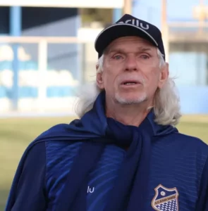 Treinador do Água Santa destaca qualificação e aponta pontos a melhorar