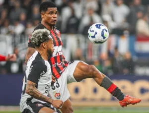 Corinthians 0 x 0 Vitória - Timão empata e vive crise nos bastidores