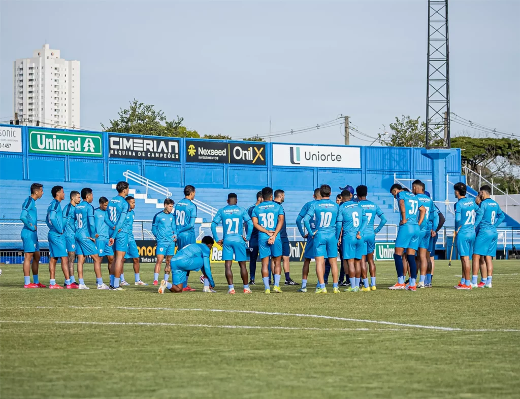Londrina faz amistoso no VGD após estreia de Roger com vitória