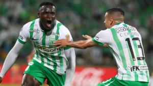 Athletico-PR acerta contratação de atacante colombiano