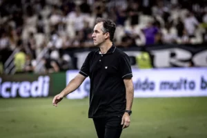 Treinador do Ceará lamenta derrota: 