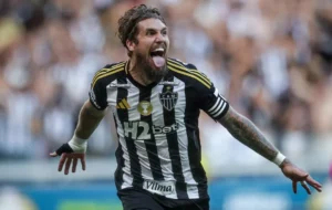 Lyanco antecipa retorno e treina antes no Atlético-MG