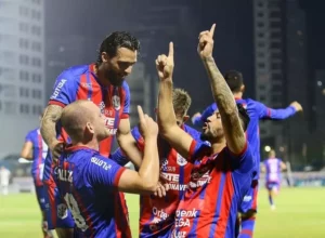 Marcílio Dias-SC 3 x 0 São Luiz-RS - Marinheiro vence quarta seguida na Série D