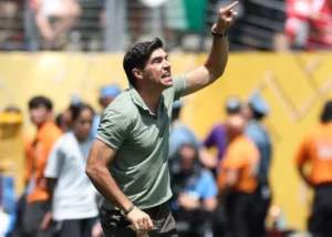 Mundial de Clubes: Abel Ferreira alega ansiedade e diz que Palmeiras poderia ter goleado