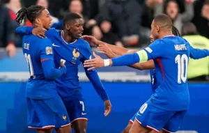 Dembélé recebe apoio de Mbappé, mas pode perder jogos no Mundial de Clubes