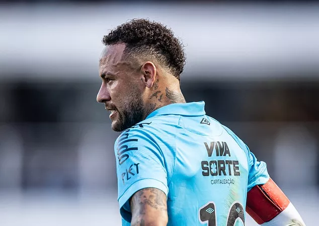 Neymar assume responsabilidade por derrota do Santos e diz: ‘Como tem juiz ruim’