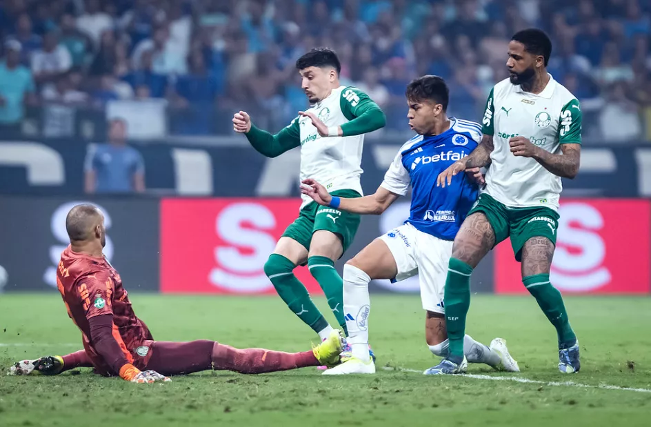 Abel Ferreira vê rivais mais 'frescos' que o Palmeiras