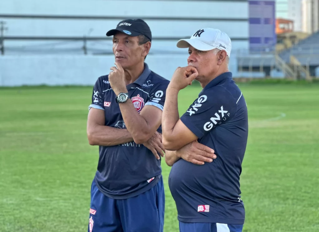 Barcelona-BA acerta com ex-técnico para sequência da Série D