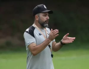 Série D: Técnico do Rio Branco-ES exalta comprometimento do time