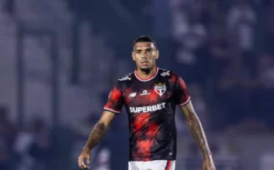 São Paulo tenta reviravolta por Ruan e aposta em lesão e desejo do jogador