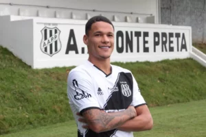 Retrô contrata ex-Ponte Preta para sequência da Série C