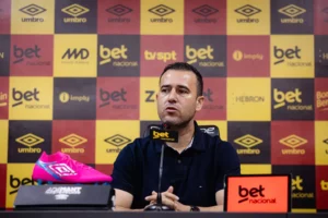 Novo executivo do Sport garante permanência de técnico