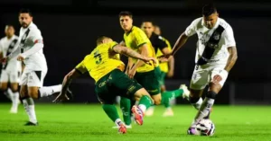 Ponte Preta tem outra expulsão e perde. Veja as notas !