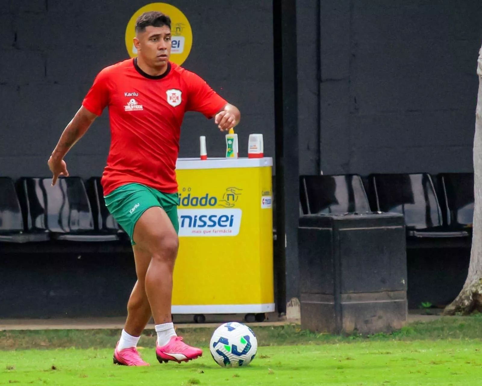 Alex Matos é o 24º reforço anunciado pelo clube (Foto: João Jardim / Agência Briosa)