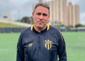 EC São Bernardo se destaca no Paulista Sub-20 sob comando de Luciano Santos