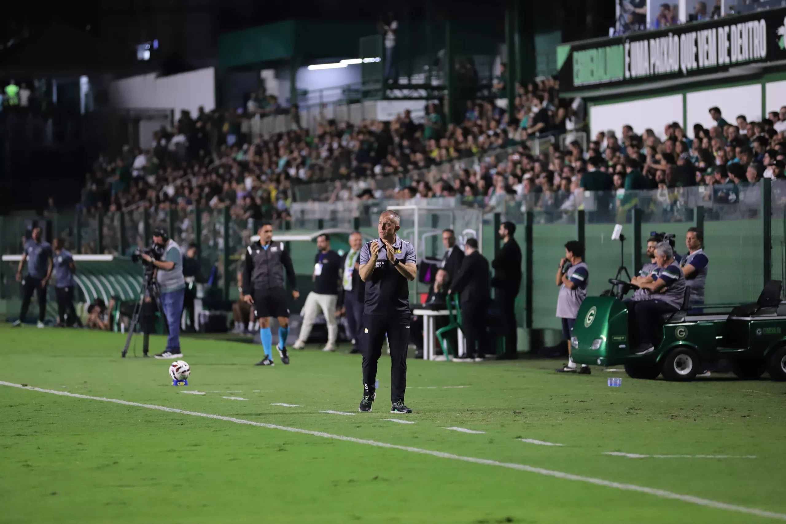 Eduardo Baptista valoriza empate do Criciúma