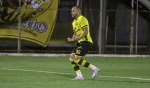 São Bernardo inicia sequência contra Z-4 empatando diante do Confiança