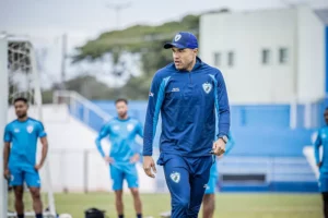 Roger Silva comenta se Londrina vai ao mercado após saída de Pablo