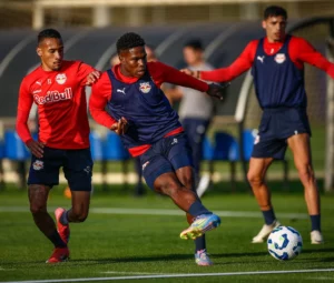 Bragantino tem retornos e desfalques antes de duelo com o Corinthians