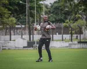 Botafogo-PB tem retorno de dupla e bastidor agitado antes de encarar São Bernardo