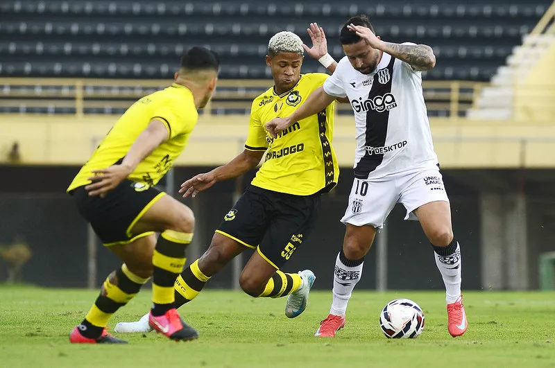 Ponte Preta perde a 1ª fora de casa. Veja as Notas! 4 Série C - 2025