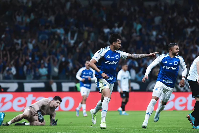 54652092172 c571acff1f c