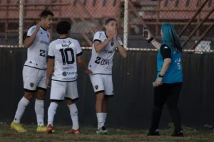 Ituano 0 x 3 Botafogo-PB - Galo tem dois expulsos e leva três em Itu