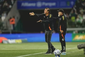 Cuca critica desempenho do Atlético após derrota para o Palmeiras