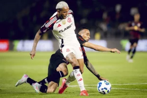 Red Bull Bragantino 1 x 2 Flamengo - Mengão vence no último ato de Wesley