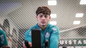 Lateral do Palmeiras, Giay já foca no Grêmio: 'Temos de ganhar'