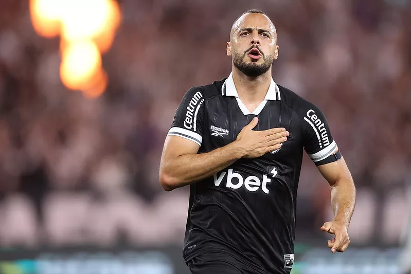 Botafogo 1 x 1 Corinthians -Fogão sai na frente (Foto: Vitor Silva/Botafogo)