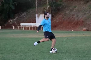 Com a presença de Léo Gamalho, Botafogo-SP treina e foca em sair da lanterna da Série B