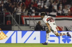 COPA DO BRASIL: São Paulo e Atlético-MG abrem vantagem mínima por vaga nas quartas